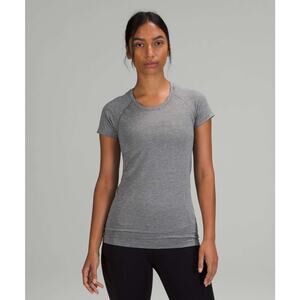 Lululemon Swiftly Tech Short Sleeve Seamless Gray Black Stripes Size 12